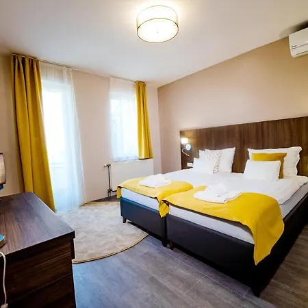 Fürdő Hotel*** Hotel